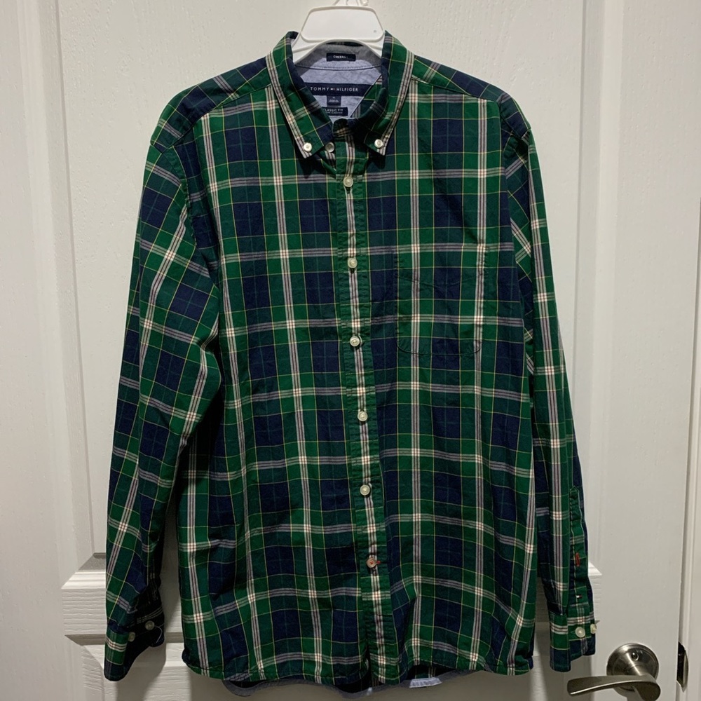 Tommy Hilfiger Green & Navy Blue Plaid Classic Fit Button-Down Shirt